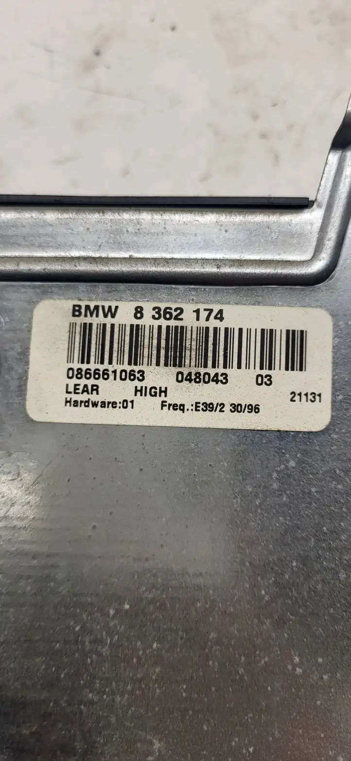 BMW 5 E39 (1996 - 2003) 8362174 Усилитель звука — фото 3