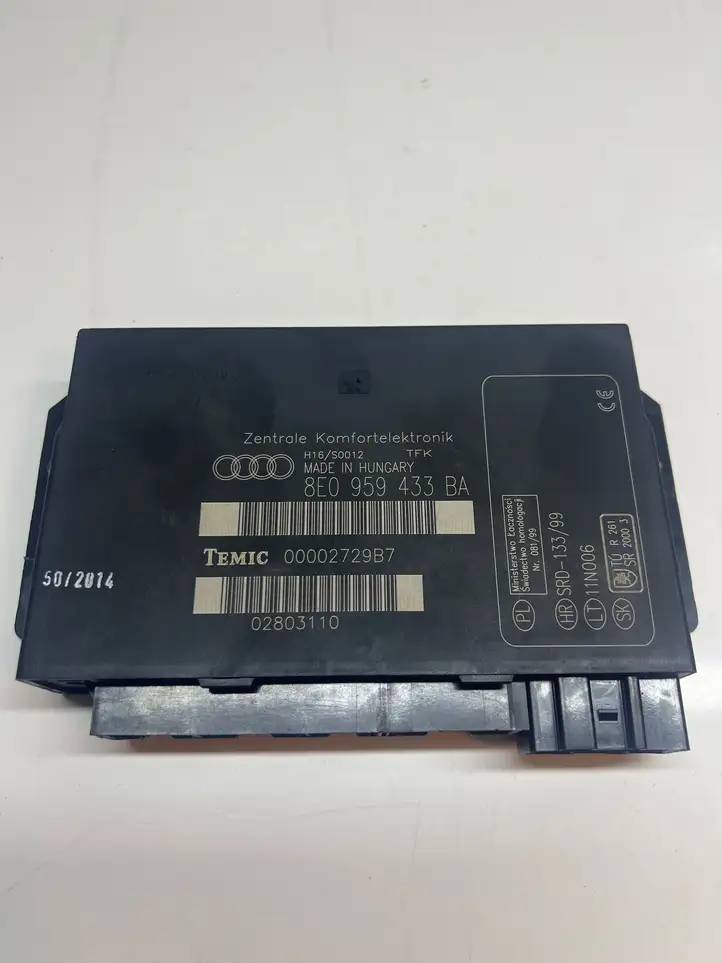 Audi A4 S4 B7 8E 8H (2004 - 2009) 8E0959433BA Модуль комфорта — фото 1