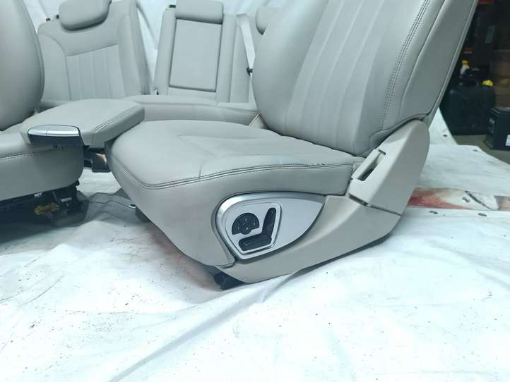 Mercedes-Benz ML W164 (2005 - 2011)   Комплект отделки дверей