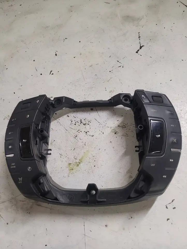 Citroen C5 (2008 - 2017) 96663640ZD Кнопки на рулевом колесе — фото 1