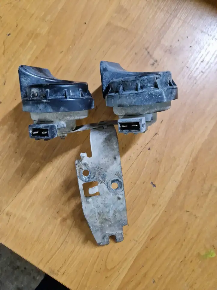 Citroen C5 (2008 - 2017) 012222903 Звуковой сигнал — фото 2