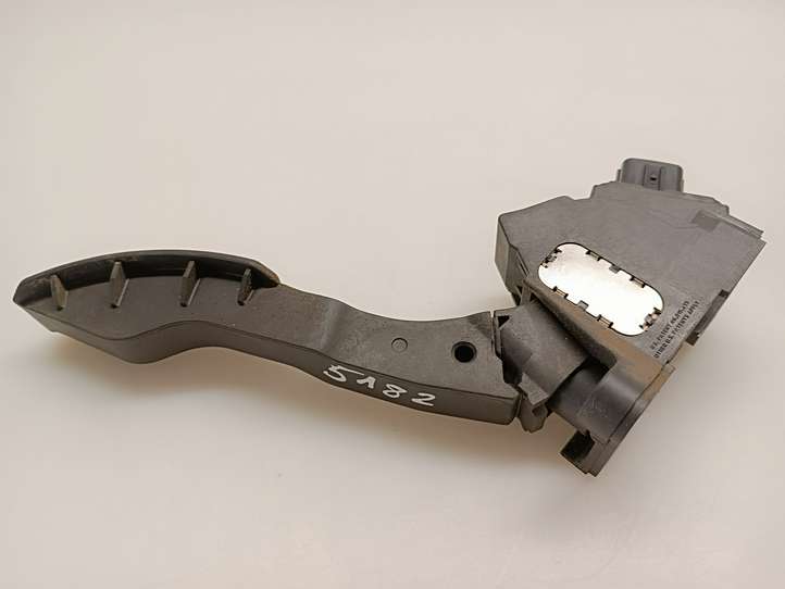 Toyota Auris 150 (2006 - 2012)  7811002020 Педаль акселератора