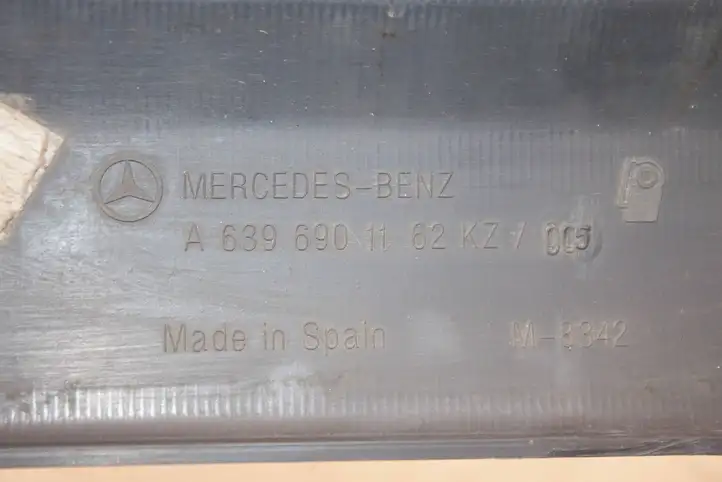 Mercedes-Benz Vito Viano W639 (2003 - 2010) A6396901162 Молдинги раздвижных дверей — фото 6