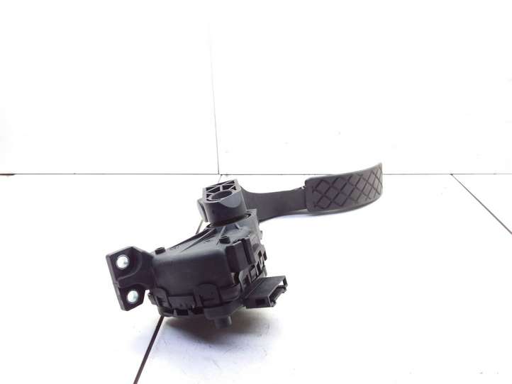 Audi A4 (2004 - 2009)  8E1723523G Педаль акселератора