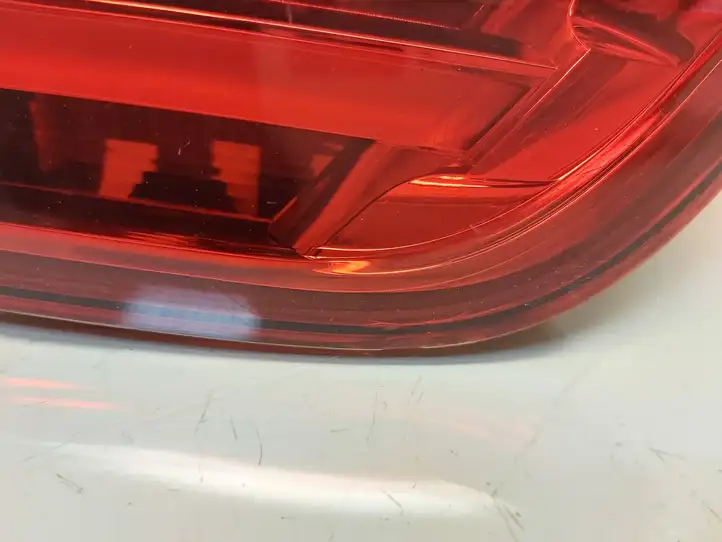 BMW 3 F30 F35 F31 (2012 - 2018) 63217296101 Задний фонарь в крышке багажника — фото 6