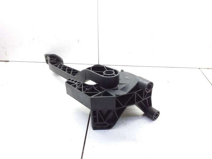 Opel Corsa C (2003 - 2006)  6PV00811000 Педаль акселератора