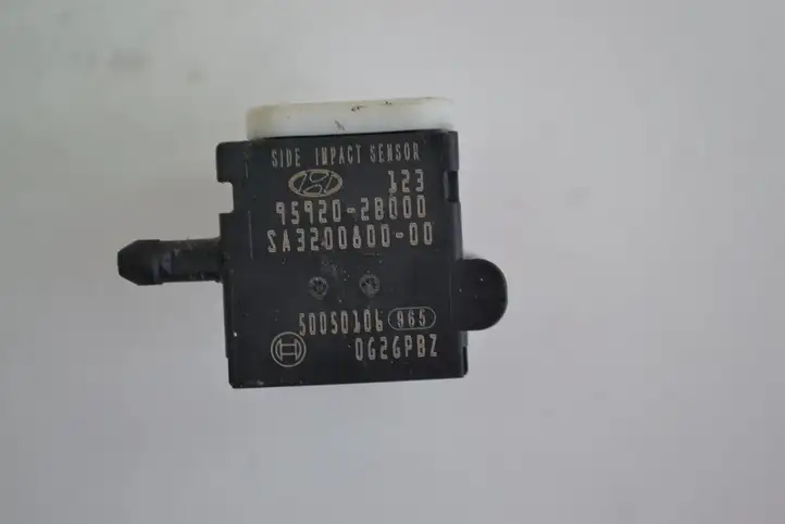 Hyundai Santa Fe (2005 - 2009) Датчик удара SRS — фото 4