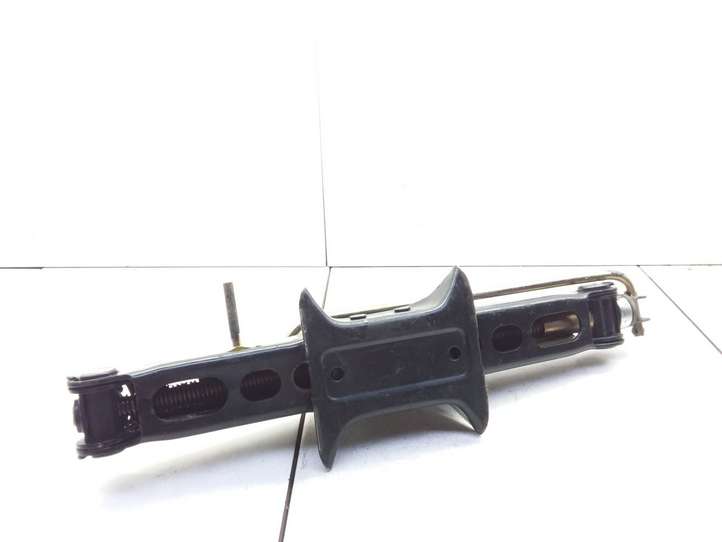 Renault Scenic II -  Grand scenic II (2003 - 2006)  8200214064A Домкрат (данкрат)