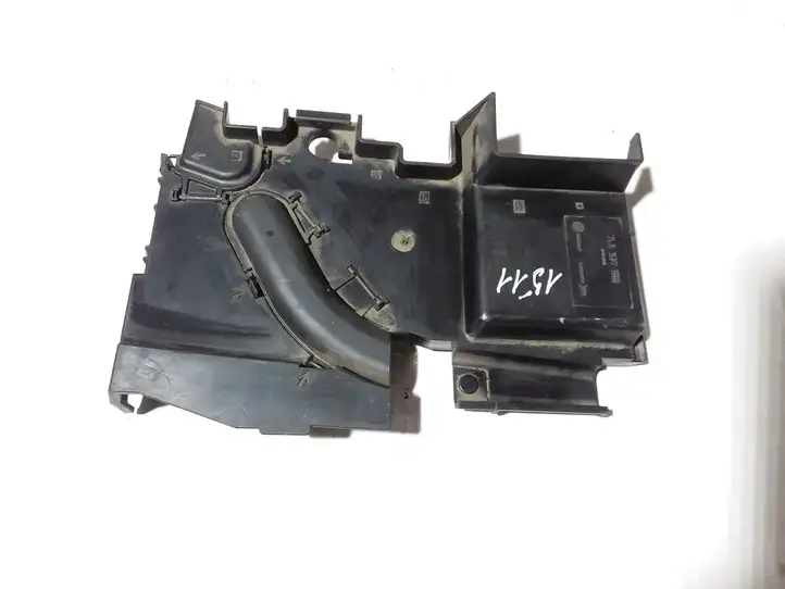 Porsche Cayenne (9PA) (2002 - 2010)  7L0937555 Крышка ящика предохранителей