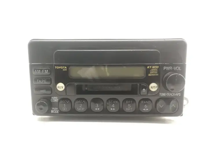 Toyota Avensis Verso (2001 - 2004) 0860000003 Магнитола / мультимедийная система — фото 1