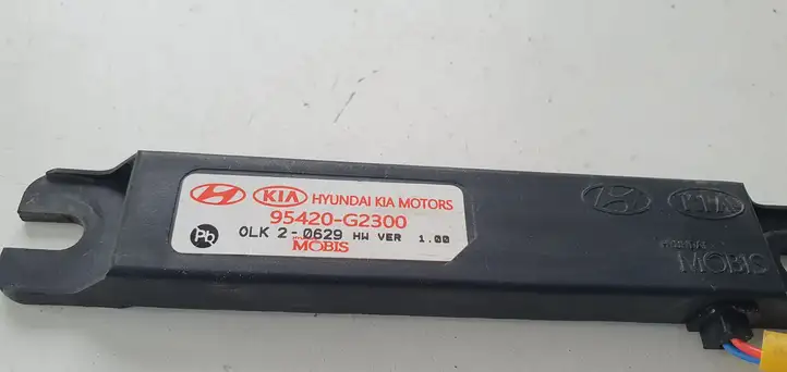 Hyundai Ioniq (2016 - ) Усилитель антенны — фото 4