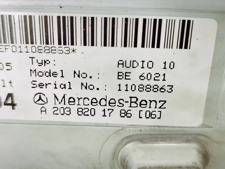 Mercedes-Benz C W203 (2000 - 2007) A2038201786 Магнитола / мультимедийная система — фото 2