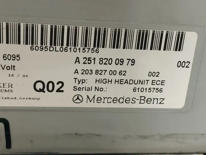 Mercedes-Benz R W251 (2005 - 2013) A2518200979 Магнитола / мультимедийная система — фото 2