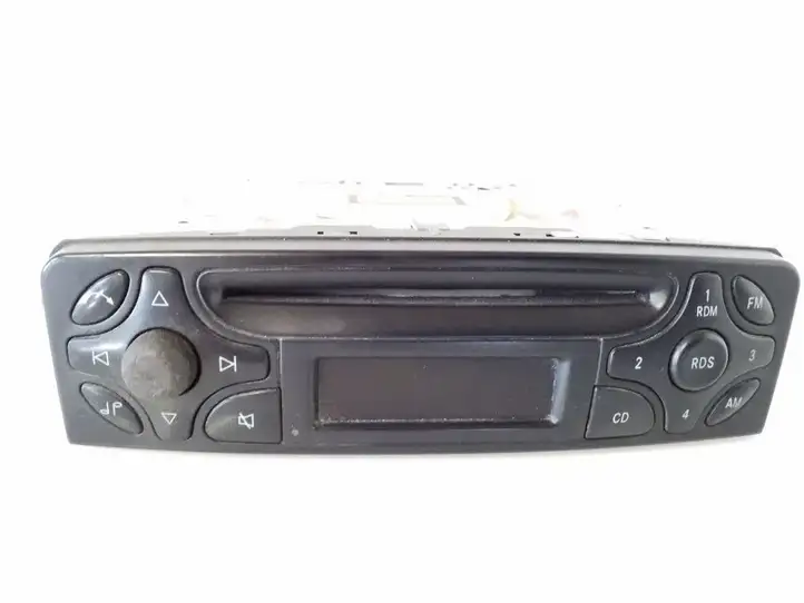 Mercedes-Benz CLK A209,C209 (2002 - 2009) A2038201786 Магнитола / мультимедийная система — фото 1