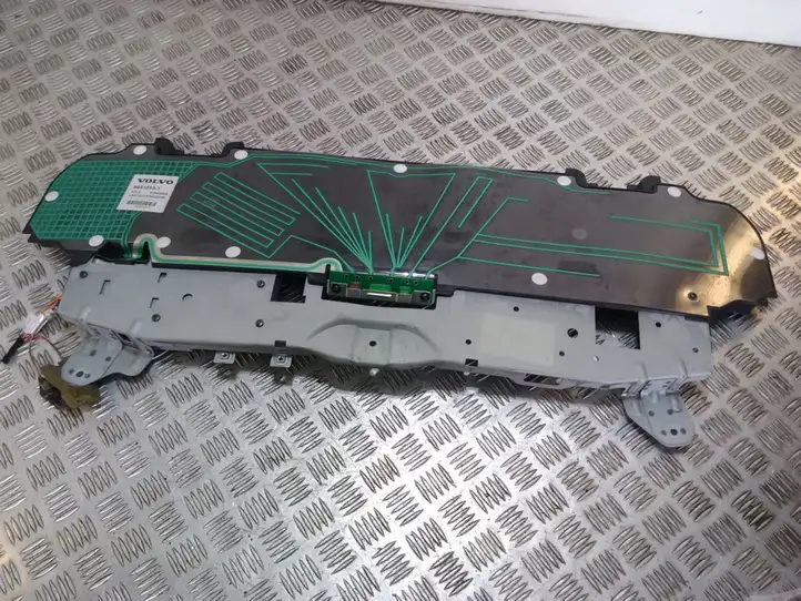 Volvo XC90 (2002 - 2006)  30657501 Усилитель антенны