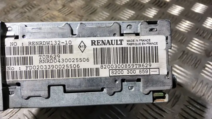 Renault Scenic II - Grand scenic II (2003 - 2006) 8200300859 Магнитола / мультимедийная система — фото 3