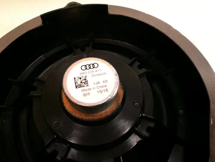 Audi Q3 (2014 - 2018)  8R0035411 Громкоговоритель (громкоговорители) в задних дверях
