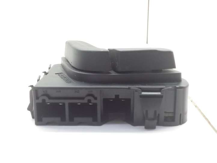 Mercedes-Benz C W204 (2007 - 2014)  A2048708910 Включатель (включатели) памяти
