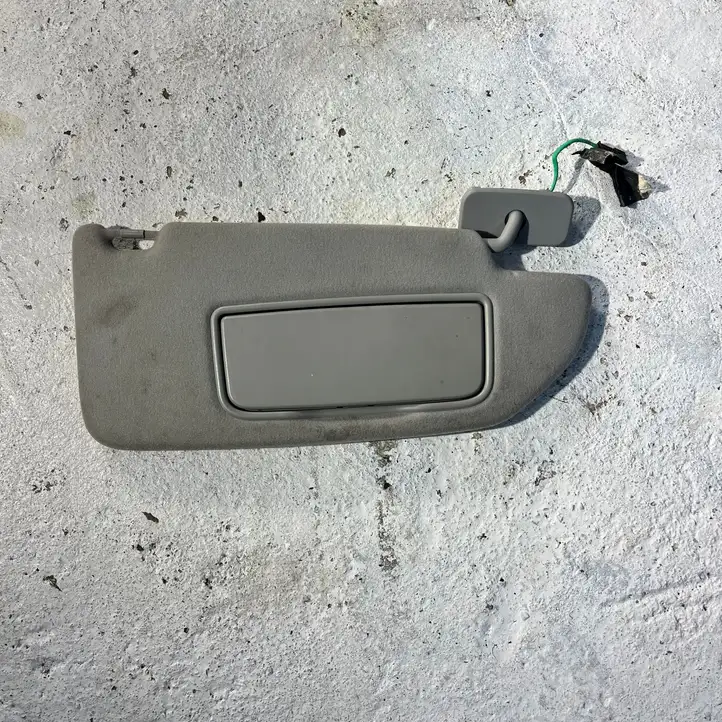 Volvo V70 (2000 - 2004) 39985792 Солнцезащитный козырек — фото 1