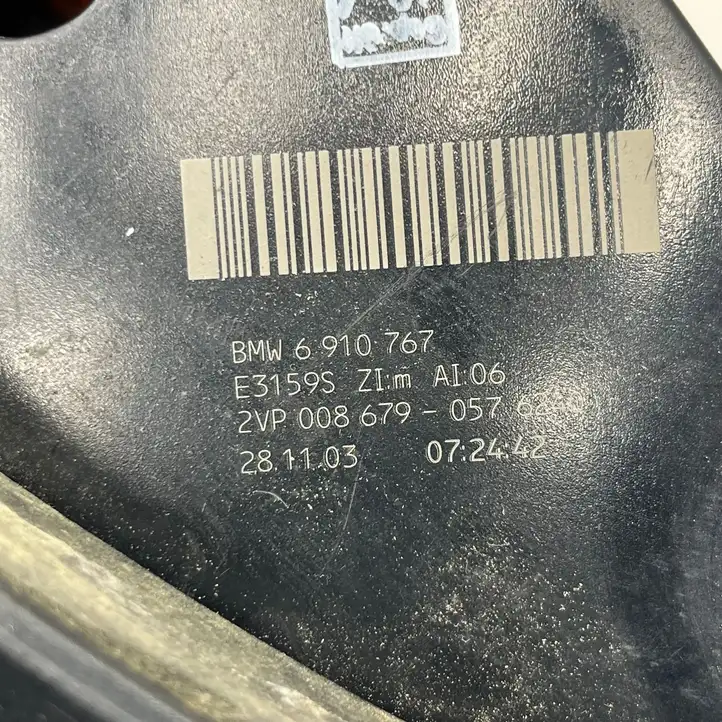 BMW 5 E60 E61 (2004 - 2010) 6910767 Задний фонарь в кузове — фото 6