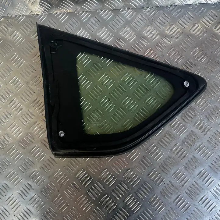 Toyota RAV 4 (XA40) (2012 - 2018) 43R005834 Заднее боковое стекло — фото 2
