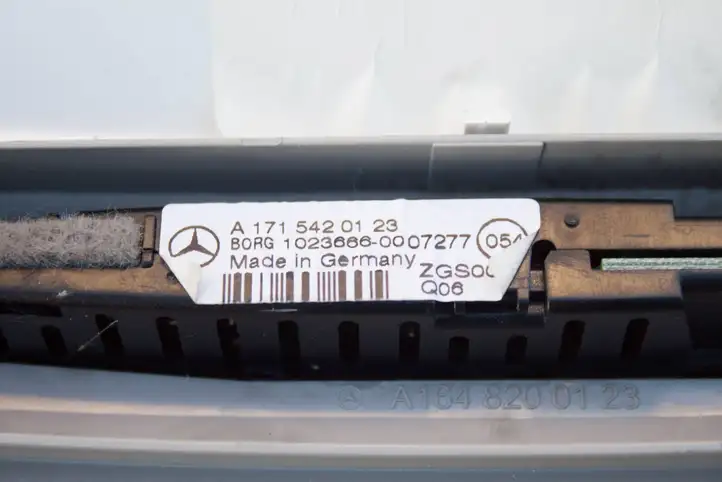 Mercedes-Benz R W251 (2005 - 2013) A1648200123 Передняя подсветка — фото 8