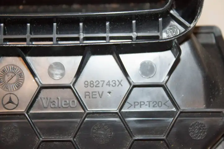 Mercedes-Benz R W251 (2005 - 2013) 982743X Воздуховоды системы отопления/климатики — фото 12