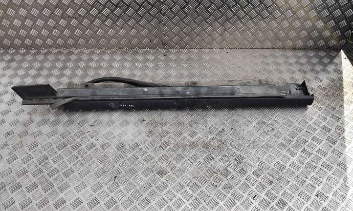 Ford Transit Connect (2009 - 2017)  DT11U10155B Отделка заднего порога (внешняя)