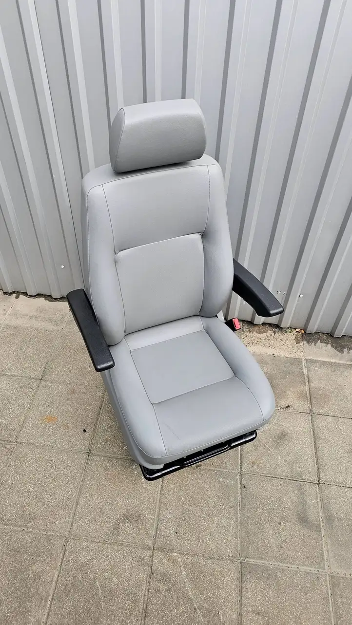Volkswagen Transporter - Caravelle T5 (2009 - 2015) Переднее сиденье пассажира — фото 8