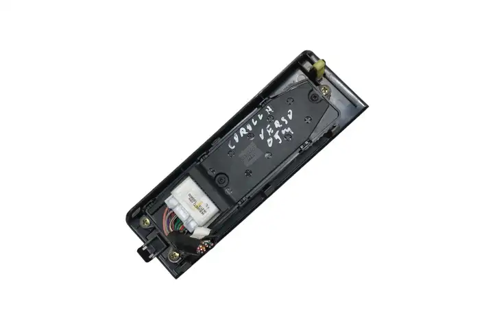 Toyota Corolla Verso E121 (2004 - 2007) 848200F030 Кнопка стеклоподъемников — фото 6