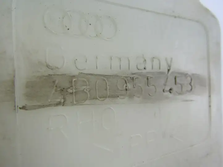 Audi A6 S6 C5 4B (1997 - 2001) Бачок омывателя стекла — фото 4