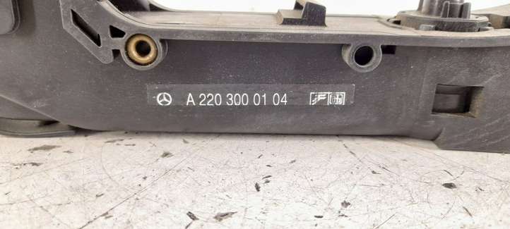 Mercedes-Benz S W221 (2005 - 2013)   Педаль акселератора
