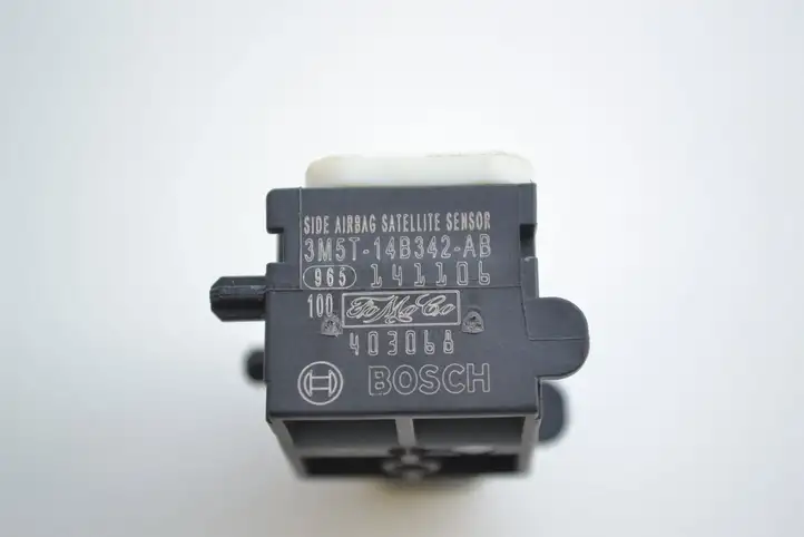 Ford Focus (2005 - 2008) 3M5T14B342AB Датчик удара SRS — фото 2