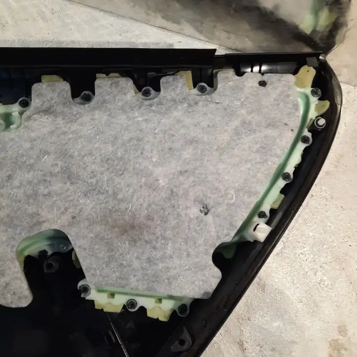 Toyota RAV 4 (XA40) (2012 - 2018) 67614X1B12 Обшивка задней двери — фото 2