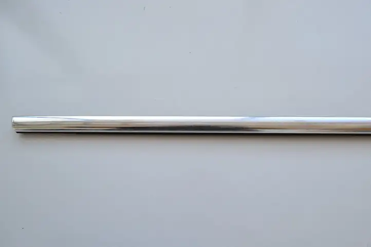 Volkswagen PASSAT B6 (2005 - 2010) 3C58394767Z7 Накладка стекла задней двери — фото 5