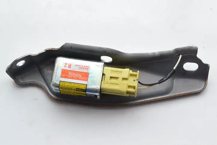 Lexus GS 300 350 430 450h (2007 - 2011) 8983330020 Датчик удара SRS — фото 1