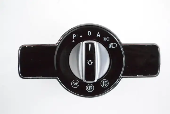 Mercedes-Benz S W221 (2005 - 2013) A2215452504 Включатель фонарей — фото 1
