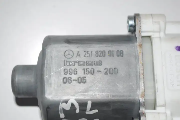 Mercedes-Benz ML W164 (2005 - 2011) A2518200108 Стеклоподъемник задней двери — фото 4