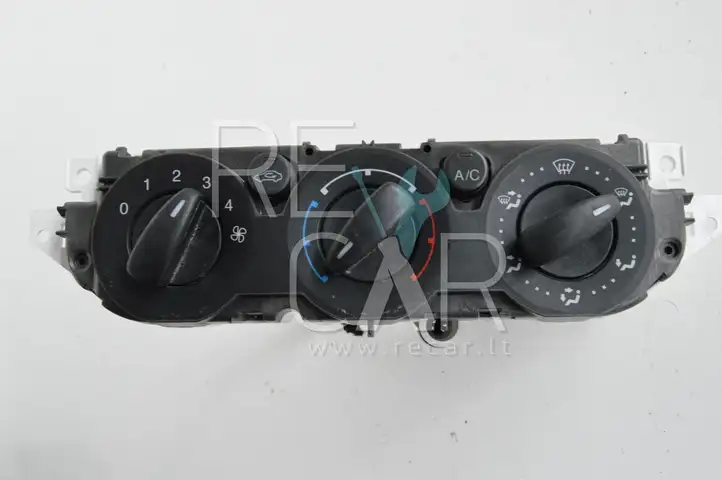 Ford Focus (2005 - 2008) 3M5T19980AD Управление климат контролем — фото 1