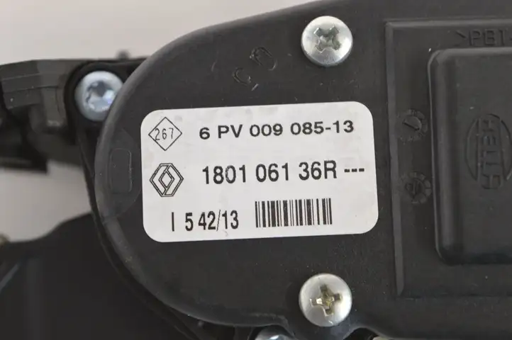 Dacia Sandero (2008 - 2012) 180106136R Педаль акселератора — фото 6