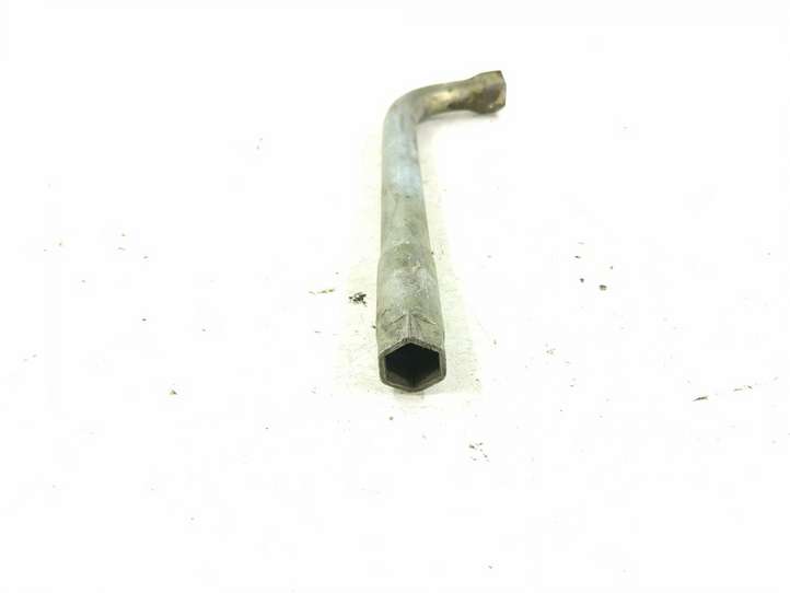 Audi A4 (2000 - 2006)  DALISID3393 Ключ для болтов колес