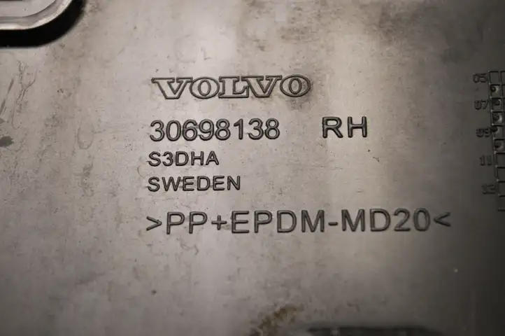 Volvo XC90 (2006 - 2014) 30698138 Кронштейн заднего бампера — фото 5