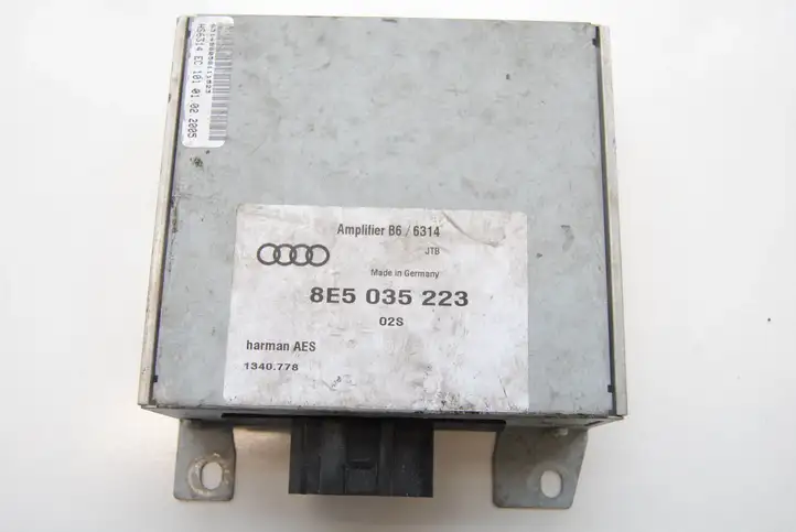 Audi A4 S4 B6 8E 8H (2000 - 2006) 8E5035223 Усилитель звука — фото 1