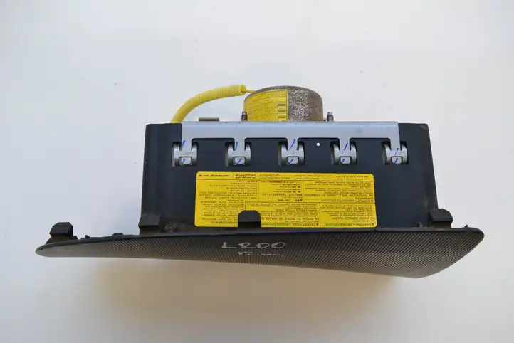 Mitsubishi L200 (2006 - 2014) GA21002610A1 Подушка безопасности пассажира — фото 2