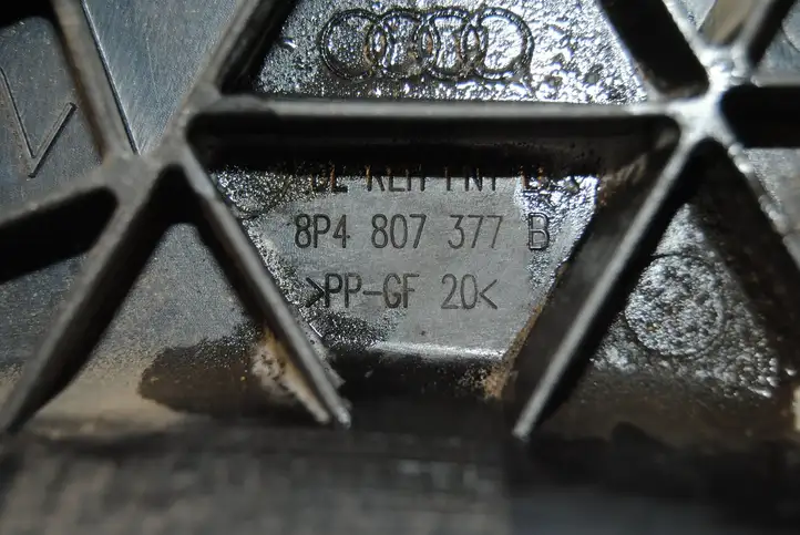 Audi A3/S3 8P (2008 - 2013) 8P4807377B Кронштейн угловой части бампера — фото 3