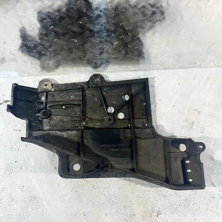 Toyota RAV 4 (XA40) (2012 - 2018) 7764142060 Защита двигателя — фото 3