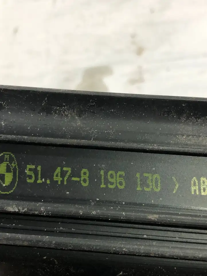 BMW 3 E46 (1998 - 2005) 548196130 Внутренняя отделка переднего порога — фото 3