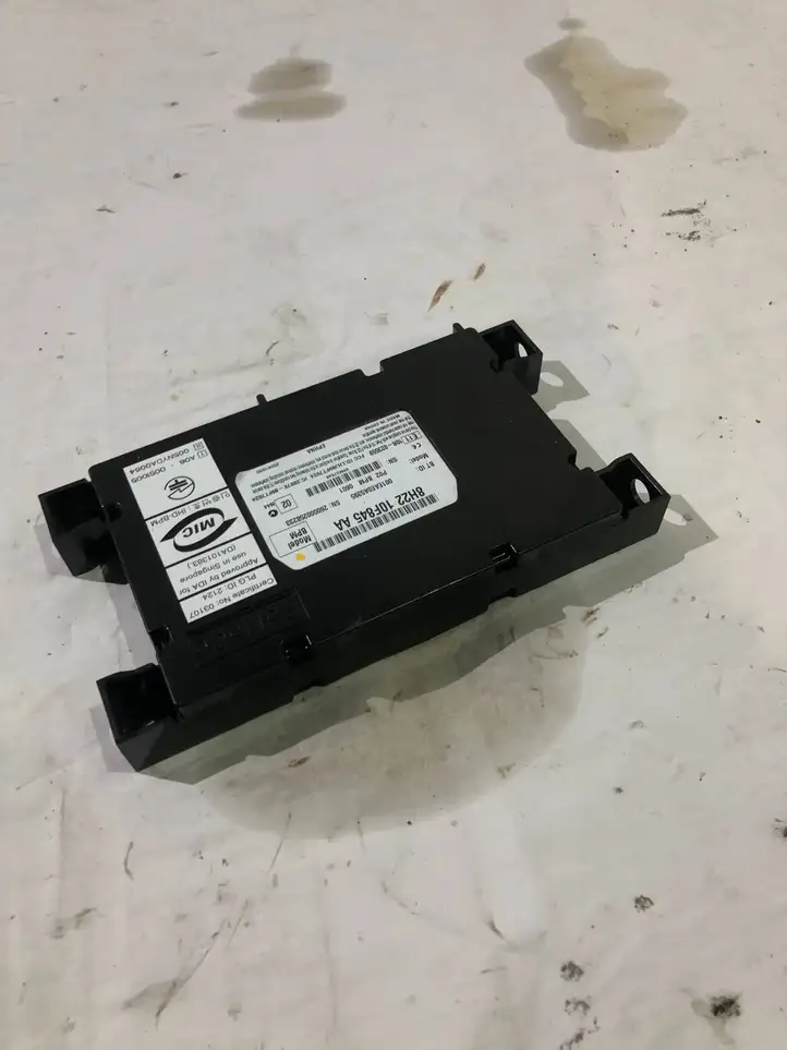 Land Rover Range Rover Sport L320 (2005 - 2009) 8H2210F845AA Bluetooth модуль — фото 1