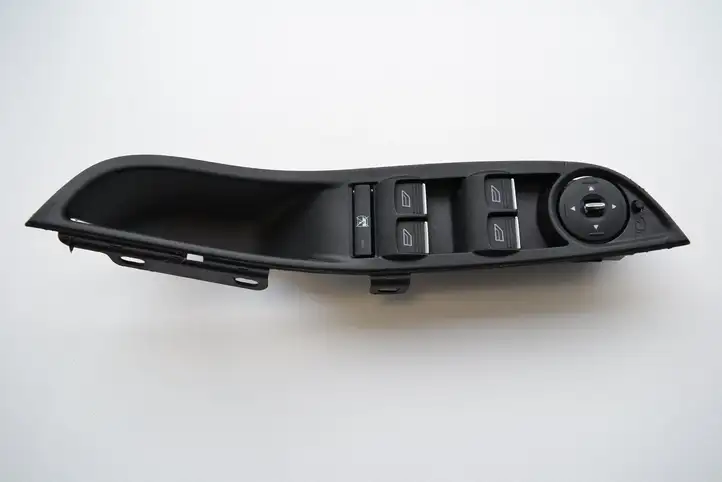 Ford Focus (2011 - 2015) AM5T14A132CA Кнопка стеклоподъемников — фото 1