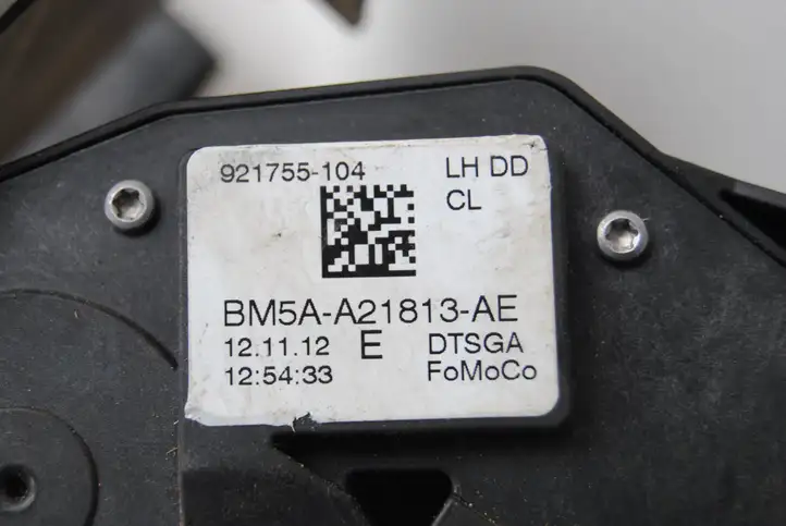 Ford Focus (2011 - 2015) BM5AA21813AE Замок ручки двери — фото 3